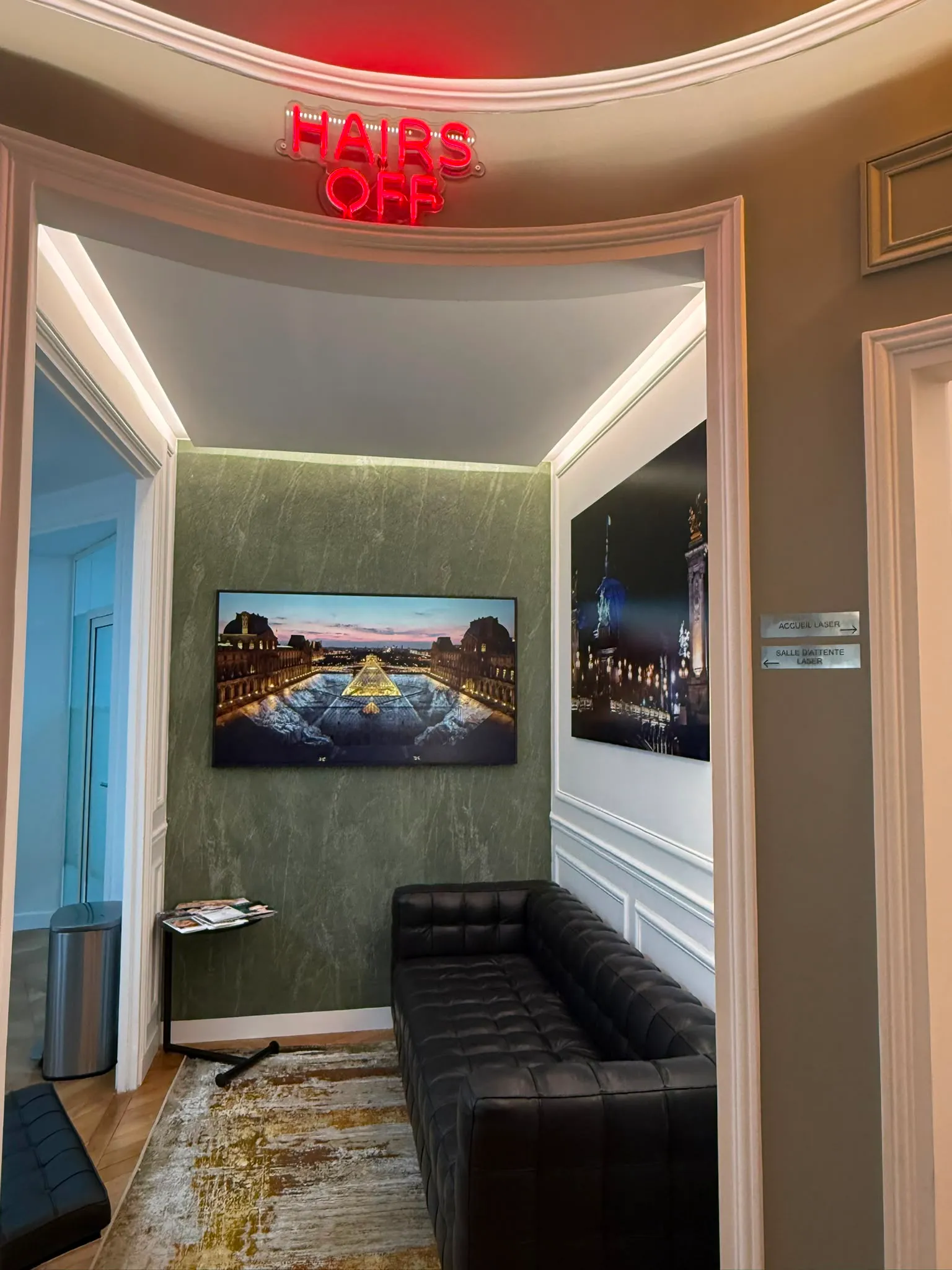 Espace d’attente laser du centre Aesthetis, Paris 16